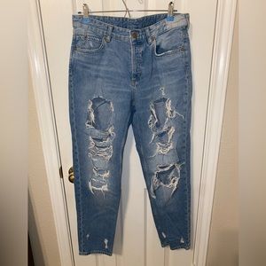 Boyfriend Ripped Jeans